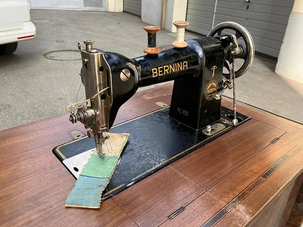 Antike Bernina Nähmaschine KL 105 Vintage Shabby im Kanton Zürich