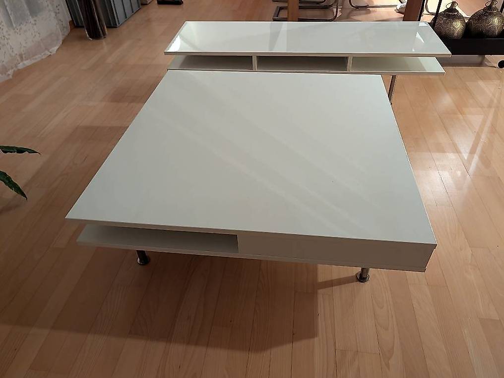 Couchtisch Beistelltisch Wohnzimmer Hochglanz Weiss IKEA im Kanton Aargau