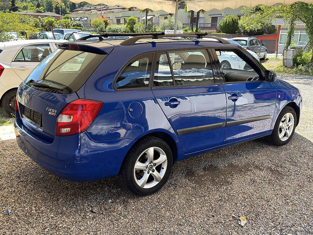 Skoda Fabia 1.6i (AUTOMATICA - PER EXPORT) — slika 4
