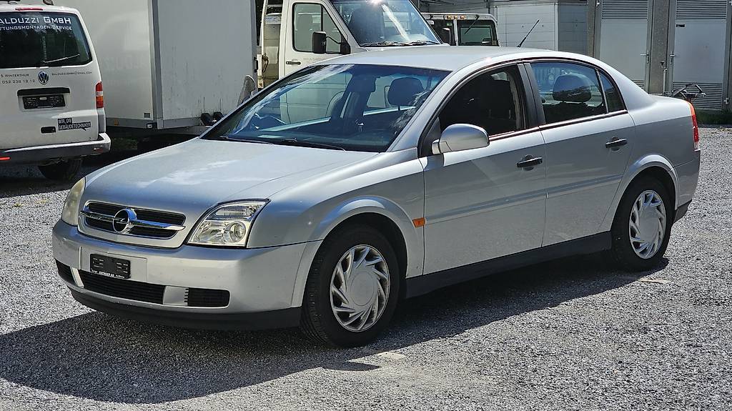 Opel Vectra C22 — slika 1
