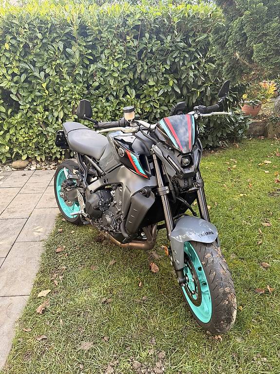 Yamaha MT-09 2300 km im Kanton Aargau
