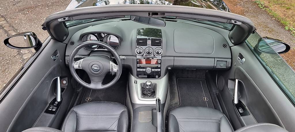 Opel GT 20T MFK 9.2024 — slika 15