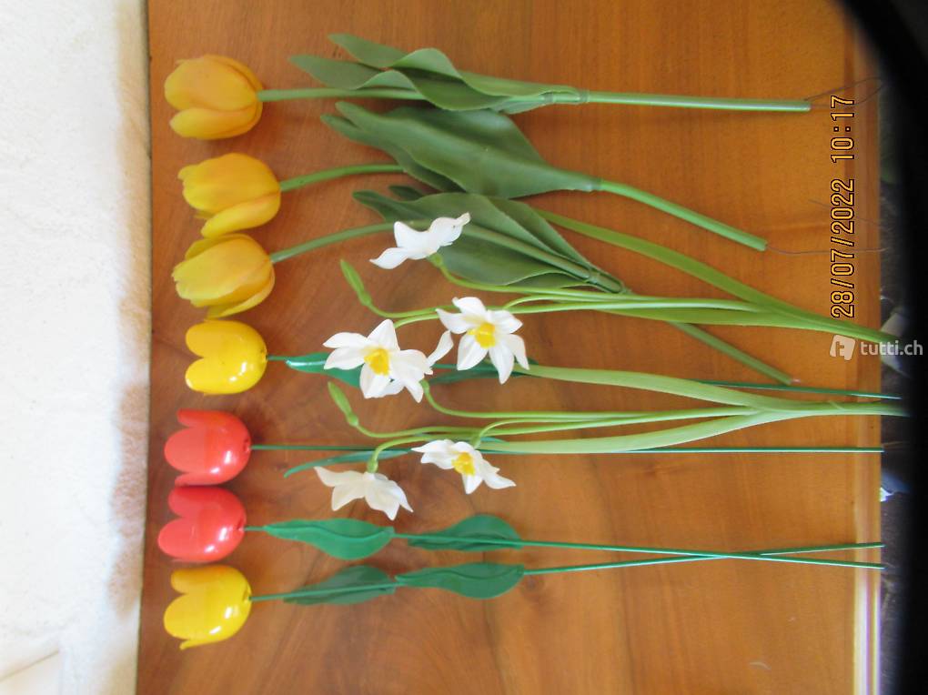 Blumenstrauss künstlich, Tulpen und Narzissen