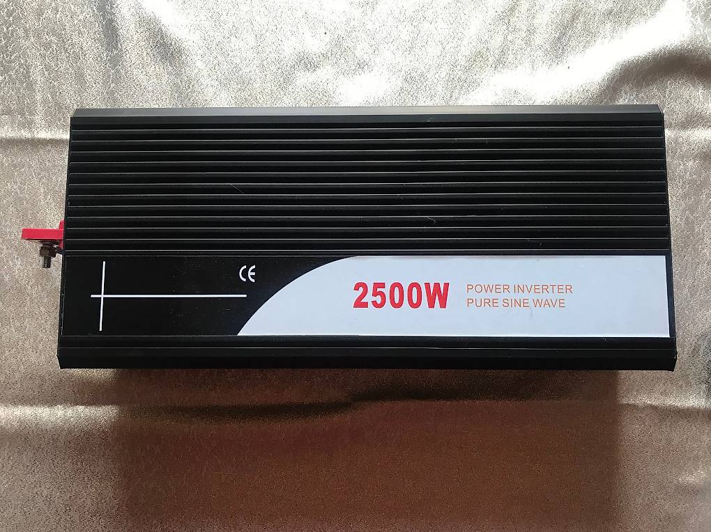 Neuer Solar Inverter 2500 Watt, Digitales Display