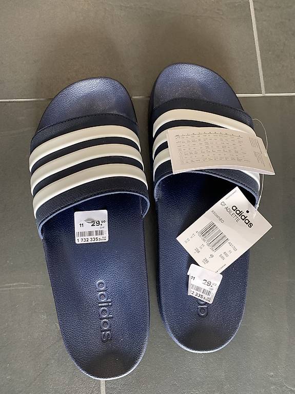 Adidas Adiletten Gr. 11 fast neu Cantone San Gallo tutti.ch