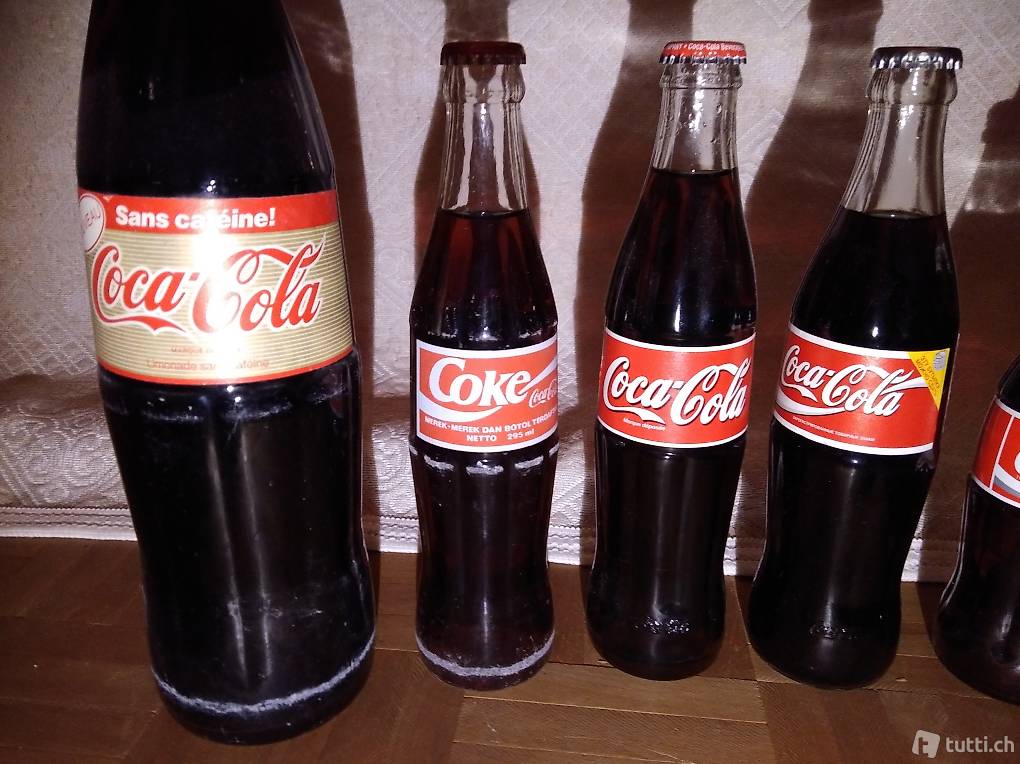 CocaCola 8 verschiedene Cola Glas Flaschen in