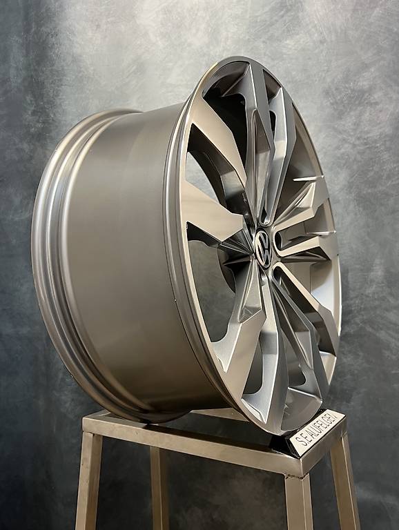 20 Zoll Felgen Vw Tiguan Suzuka Style NEW im Kanton Aargau - tutti.ch