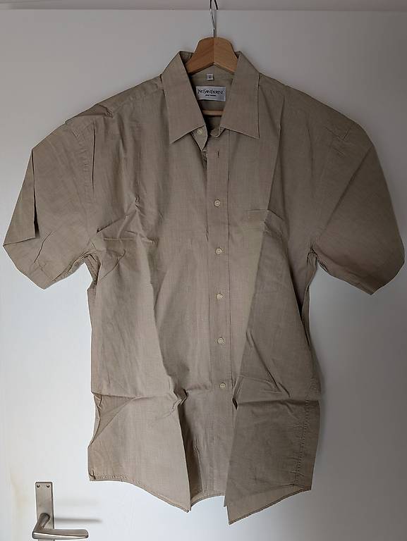 Schönes Hemd von Yves Saint Laurent, Grösse 17/43