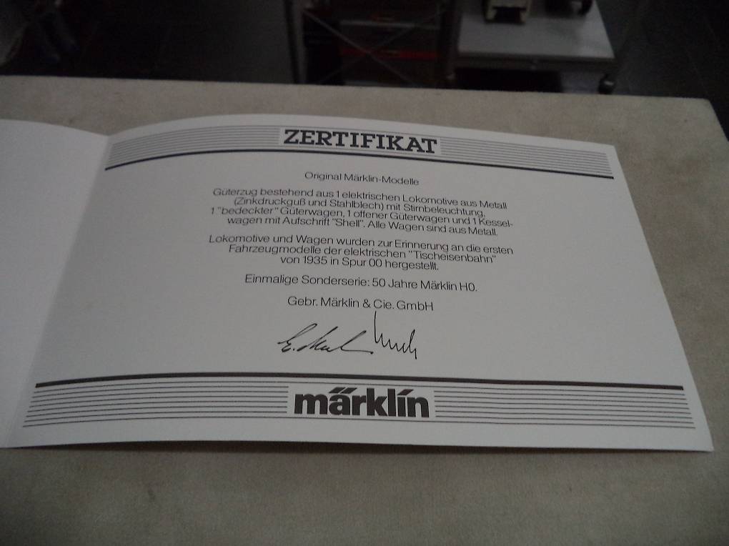 COFFRET MÄRKLIN HO 50 Jahre numéro 050 avec certificat d'authenticité EUR 175,00 - FR