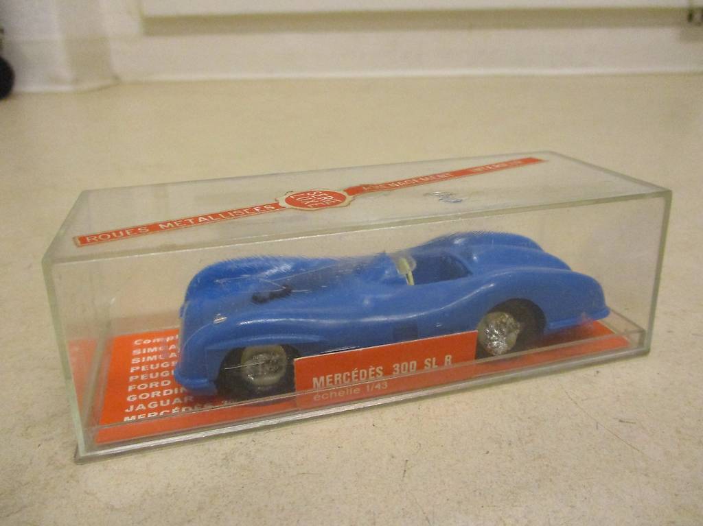 Minialuxe Punch 1/43 – Citroën Ami 6 Berline (Bordeaux) – Eligor – Collection