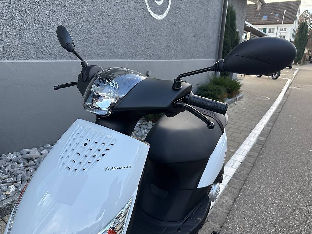 PIAGGIO Zip 50 4-T (45km/h) im Kanton Aargau - tutti.ch