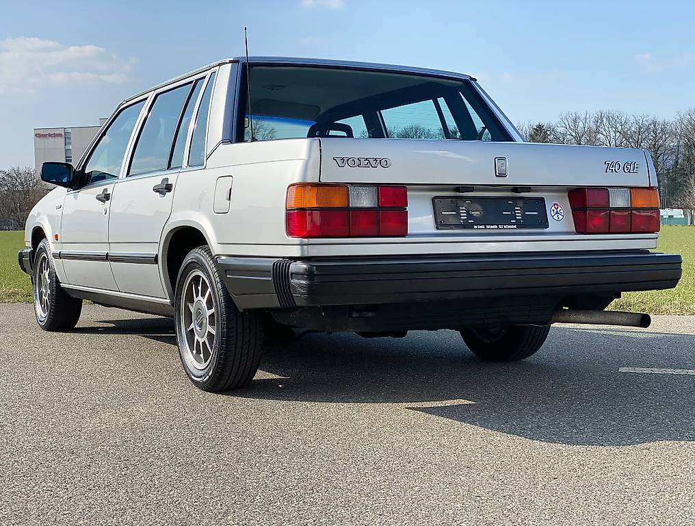 VOLVO 740 2.3 GLE VETERANENFAHRZEUG im Kanton Zürich - tutti.ch