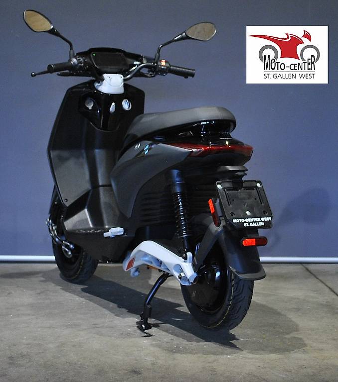 PIAGGIO Piaggio 1 Active 60km/h Full Electric im Kanton St. Gallen ...