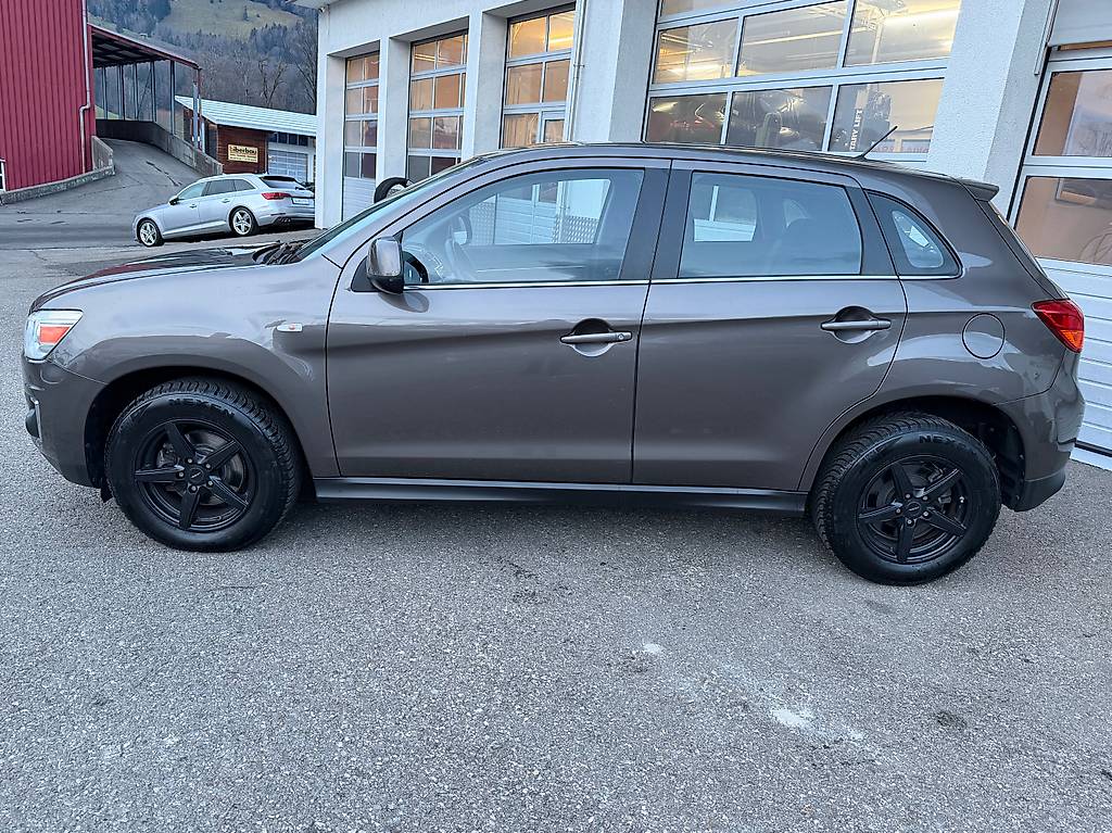 MITSUBISHI ASX 1.8 DID Sport 4WD im Kanton Zug - tutti.ch