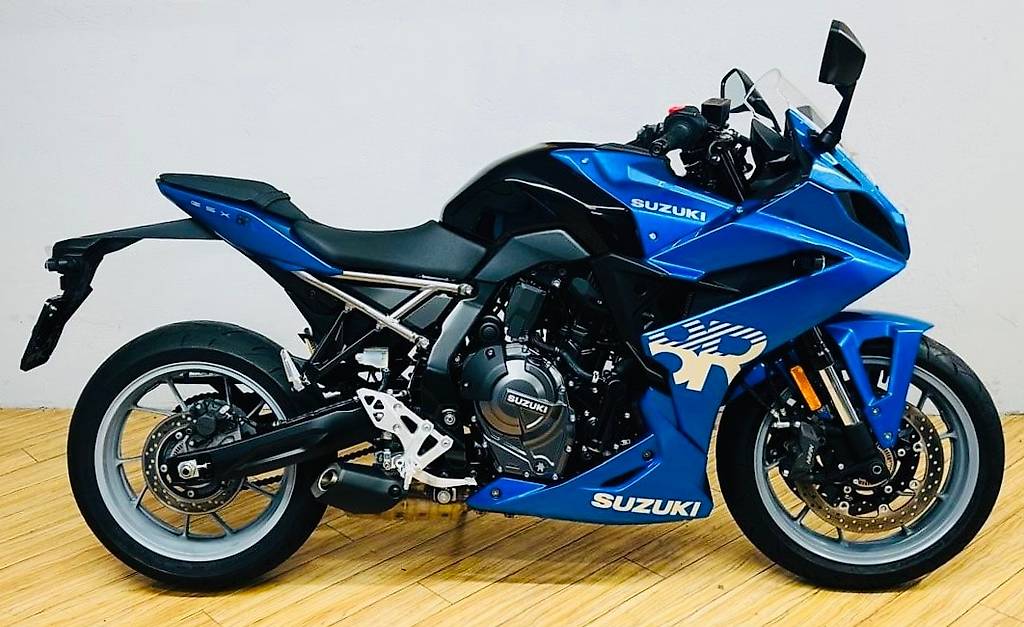 SUZUKI GSX 8 R (35kW) im Kanton Zürich - tutti.ch