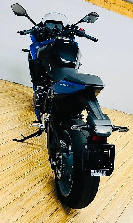 SUZUKI GSX 8 R (35kW) im Kanton Zürich - tutti.ch