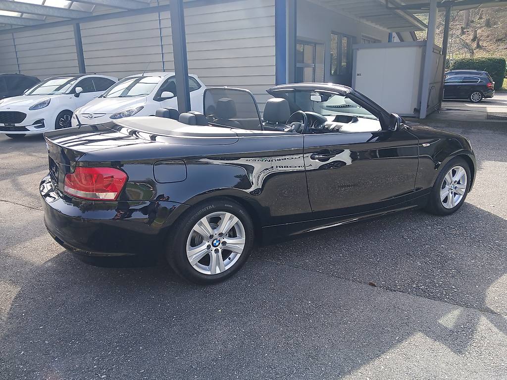Elegantes Bmw 118 I Cabrio Bilder