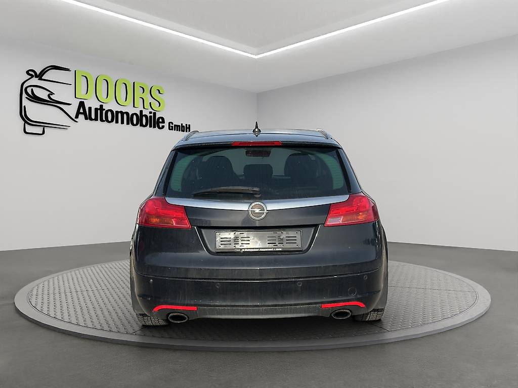OPEL Insignia ST 2.0 Turbo Cosmo 4WD Aut. — slika 5