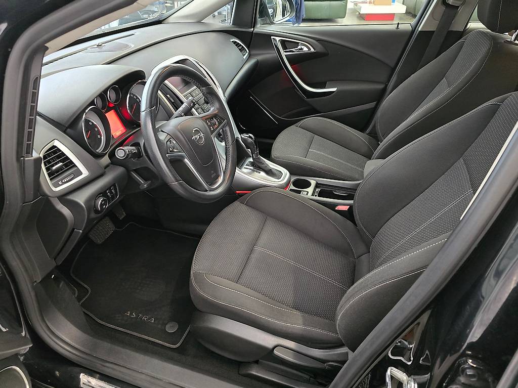 OPEL Astra 1.6i 16V Turbo Sport Automatic — slika 4