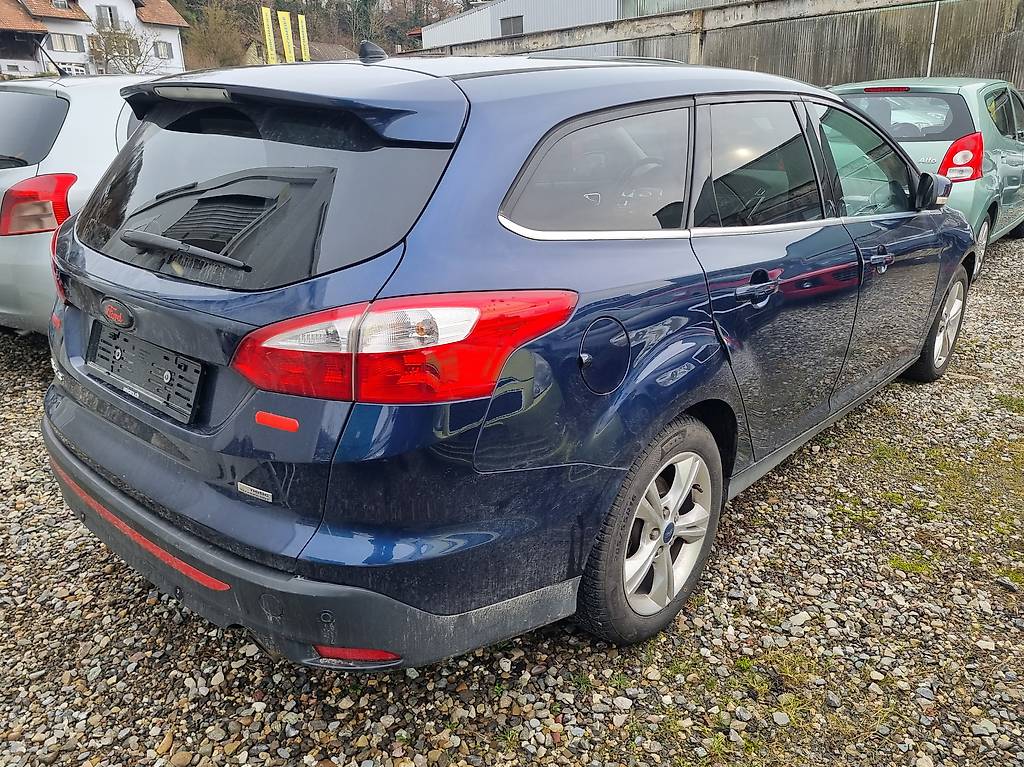 FORD Focus 1.6 SCTi Carving — slika 4