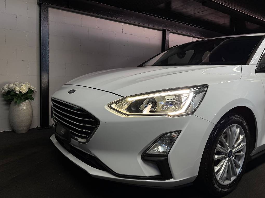 FORD Focus 1.5 TDCi Titanium Automatic / Bang & Olufsen / — slika 2