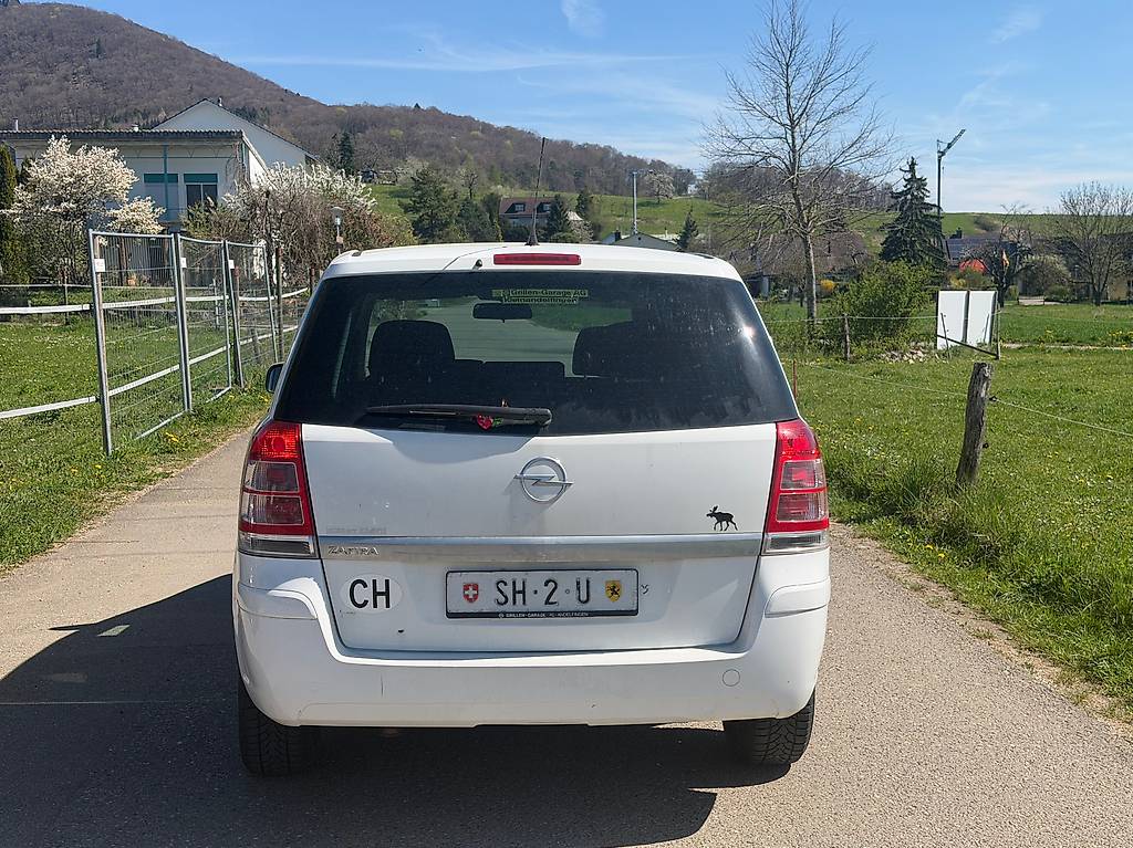 OPEL Zafira 1.8i 16V Anniversary Edition — slika 5