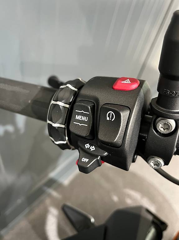 BMW F 900 R A2 Youngster (35kW oder 70 KW) im Kanton Bern - tutti.ch