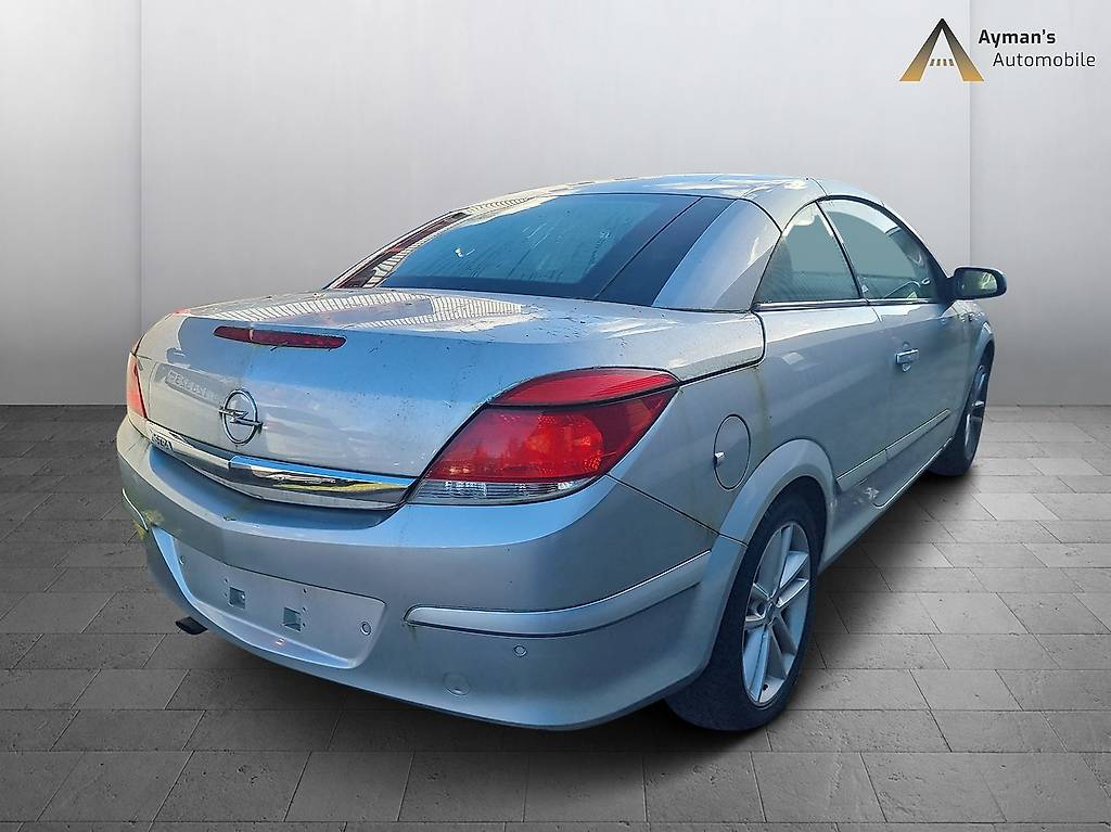 OPEL Astra TT 1.8i 16V Cosmo — slika 5