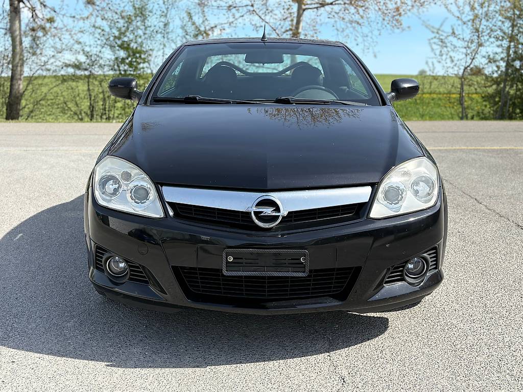 OPEL Tigra 1.8 Sport — slika 2