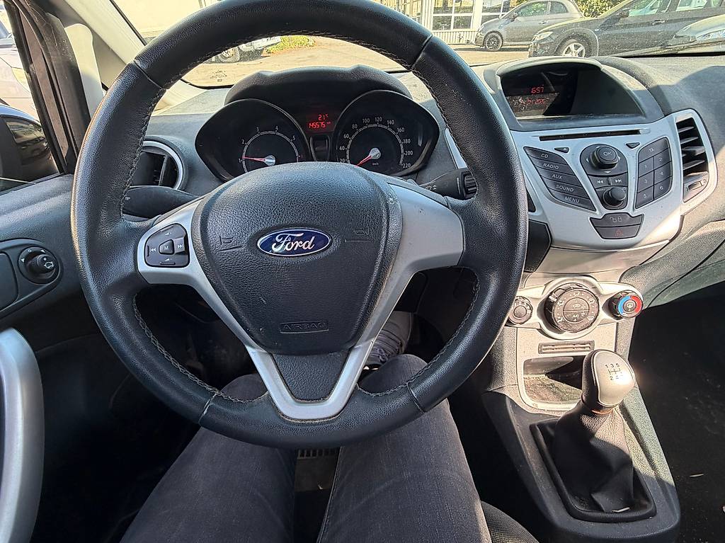 FORD Fiesta 1.25 16V Ambiente — slika 5