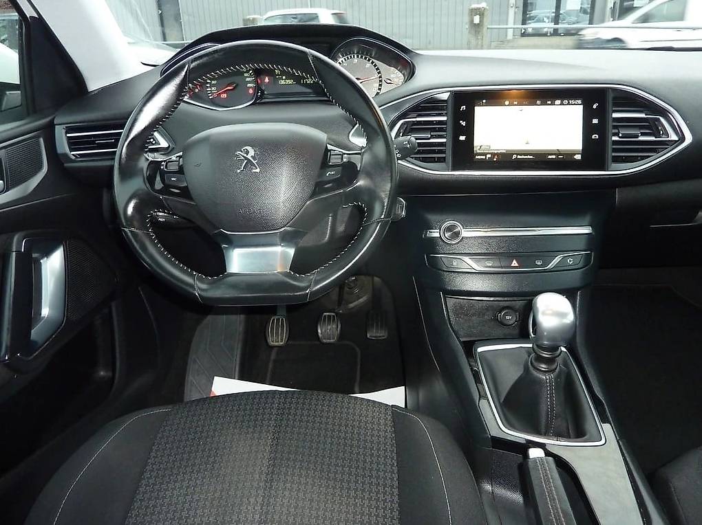 PEUGEOT 308 SW 1.5 BlueHDI Active * Gr. Navi * — slika 3