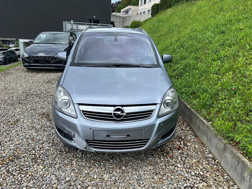 OPEL Zafira 2.2i 16V Cosmo** Automatic** 7 Plätzer — slika 4