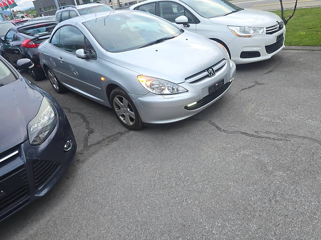 PEUGEOT 307 CC 2.0 16V — slika 5