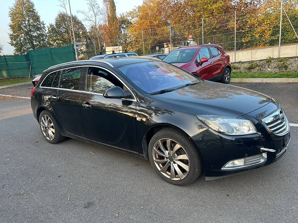OPEL Insignia Sports Tourer 2.0 CDTI Cosmo 4WD — slika 3