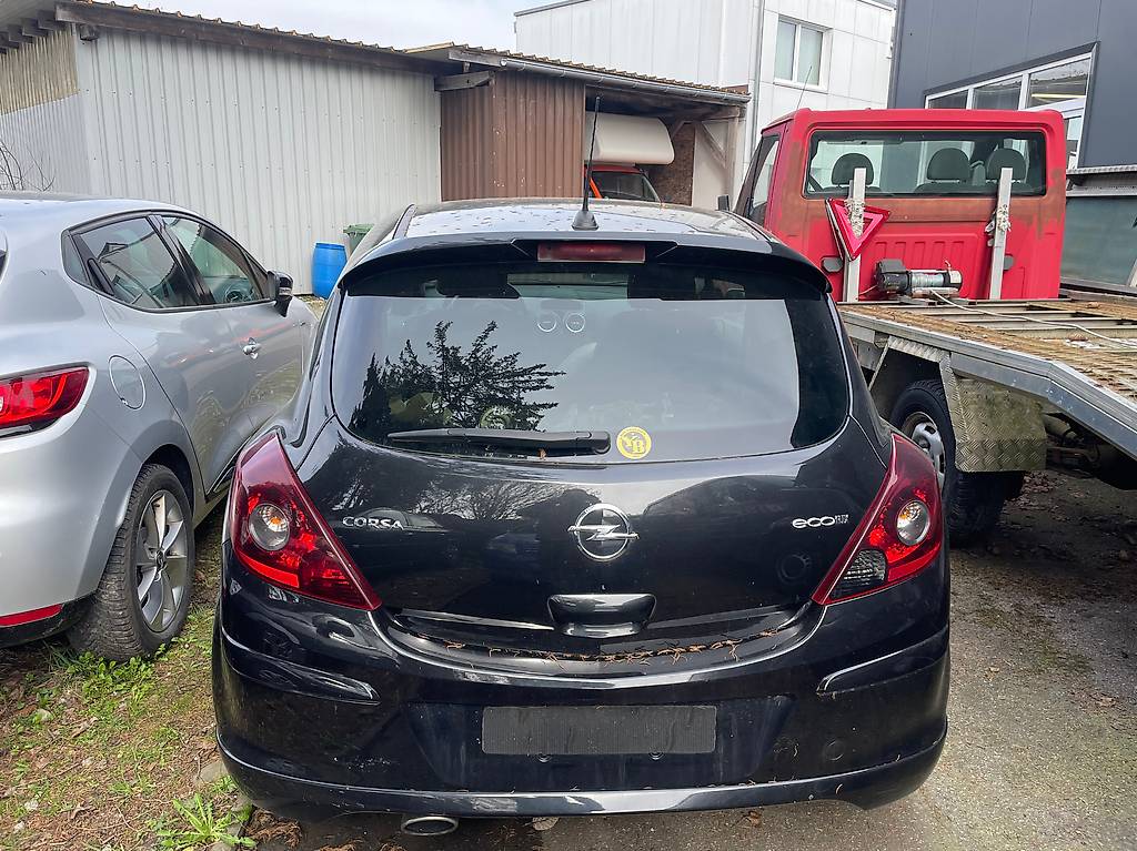 OPEL Corsa 1.4 Turbo Active Edition — slika 4