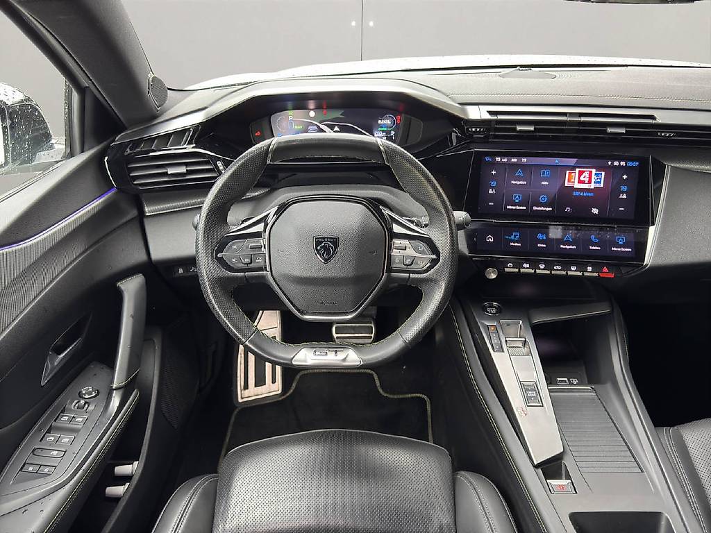 PEUGEOT 308 SW 1.6 PHEV 225 GT Pack — slika 4