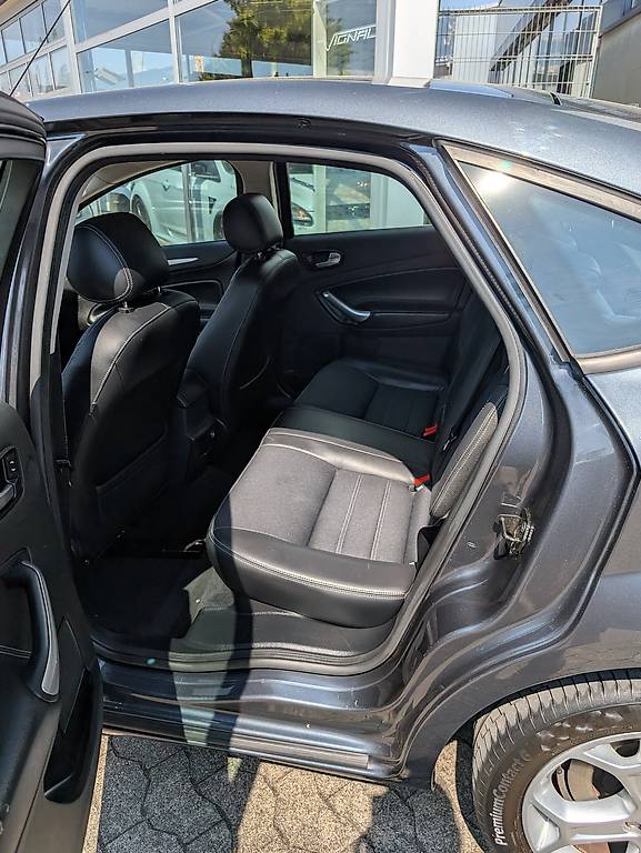 FORD Mondeo 2.0i 16V Titanium — slika 5