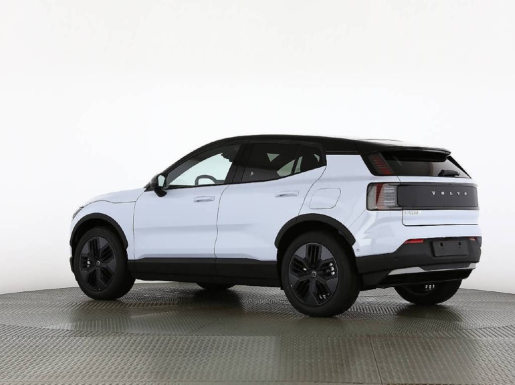 VOLVO EX 30 Cross Country P8 Ultra AWD — slika 5