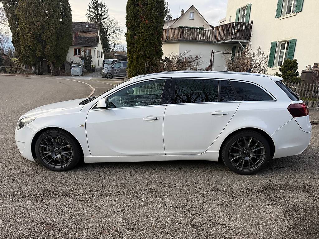 OPEL Insignia Sports Tourer 2.8 Turbo OPC 4WD Automatic — slika 3