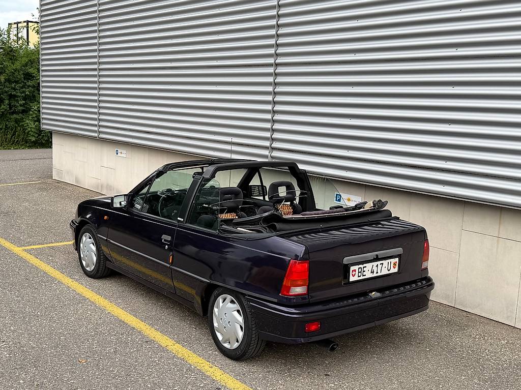 OPEL Kadett Cabriolet 2.0i Edition — slika 4