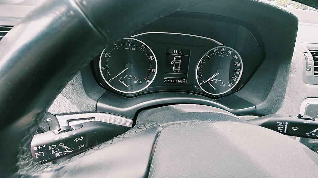 SKODA Octavia Combi 1.8 TSI Elegance 4x4 — slika 5
