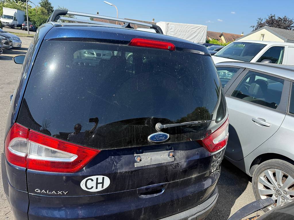 FORD Galaxy 2.0i Ambiente — slika 4