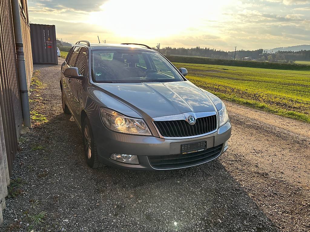SKODA Octavia Combi 1.6 TDI Twenty20 4x4 — slika 3