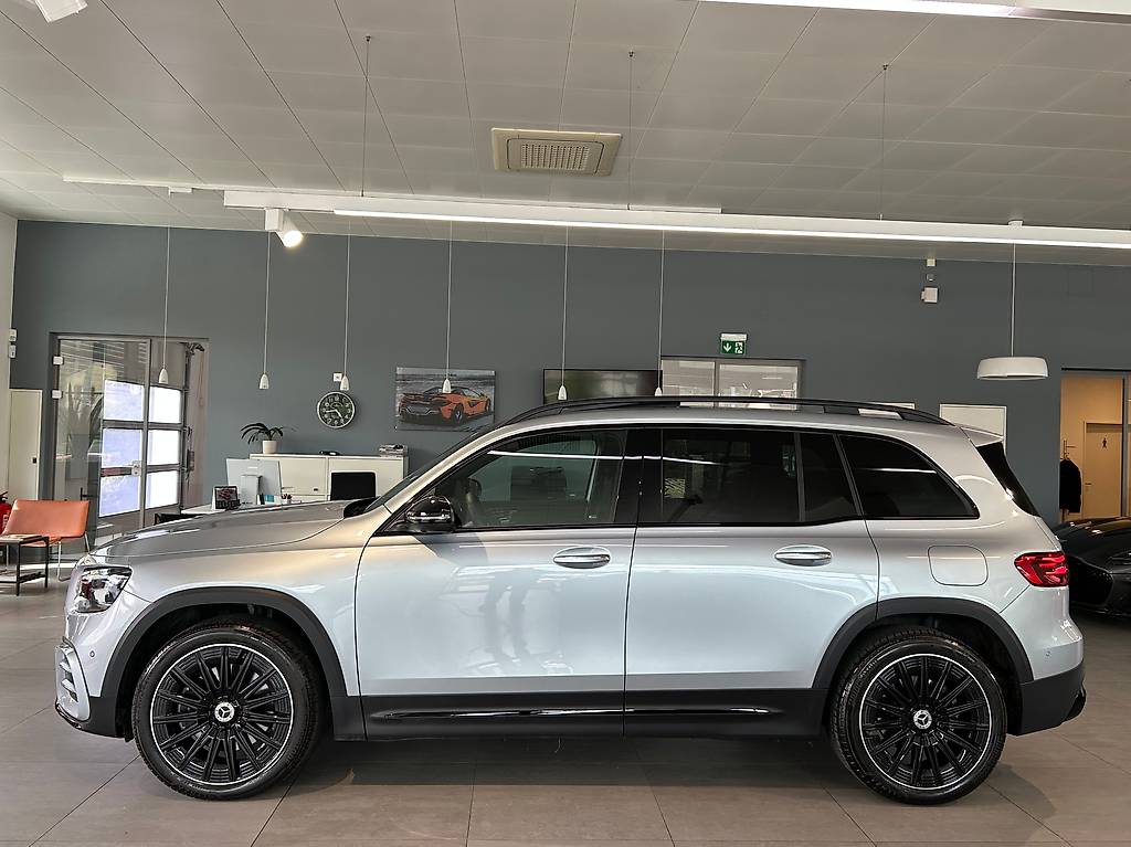 MERCEDES-BENZ GLB 220 d 4Matic 8G-Tronic — slika 4