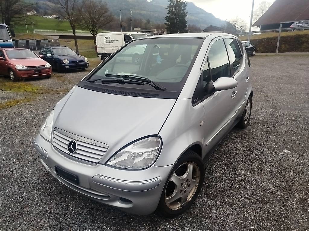 MERCEDES-BENZ A 190 Avantgarde — slika 2