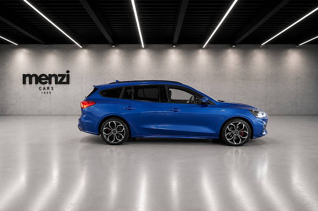 FORD Focus 1.0 SCTi ST Line Automatic — slika 4