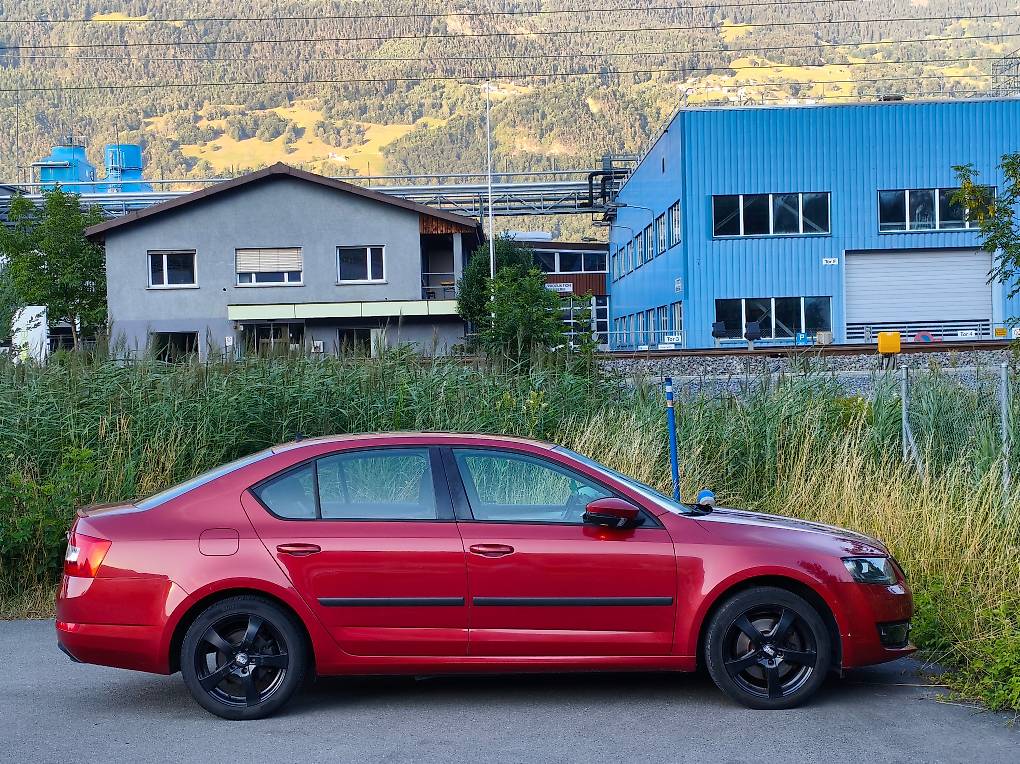 SKODA Octavia 1.8 TSI Ambition DSG — slika 5