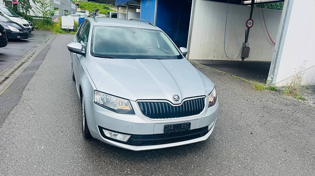 SKODA Octavia Combi 1.8 TSI Ambition 4x4 DSG — slika 2