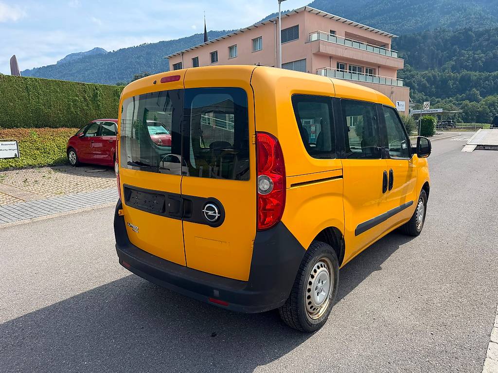 OPEL Combo 1.4i Cosmo L1H1 — slika 4