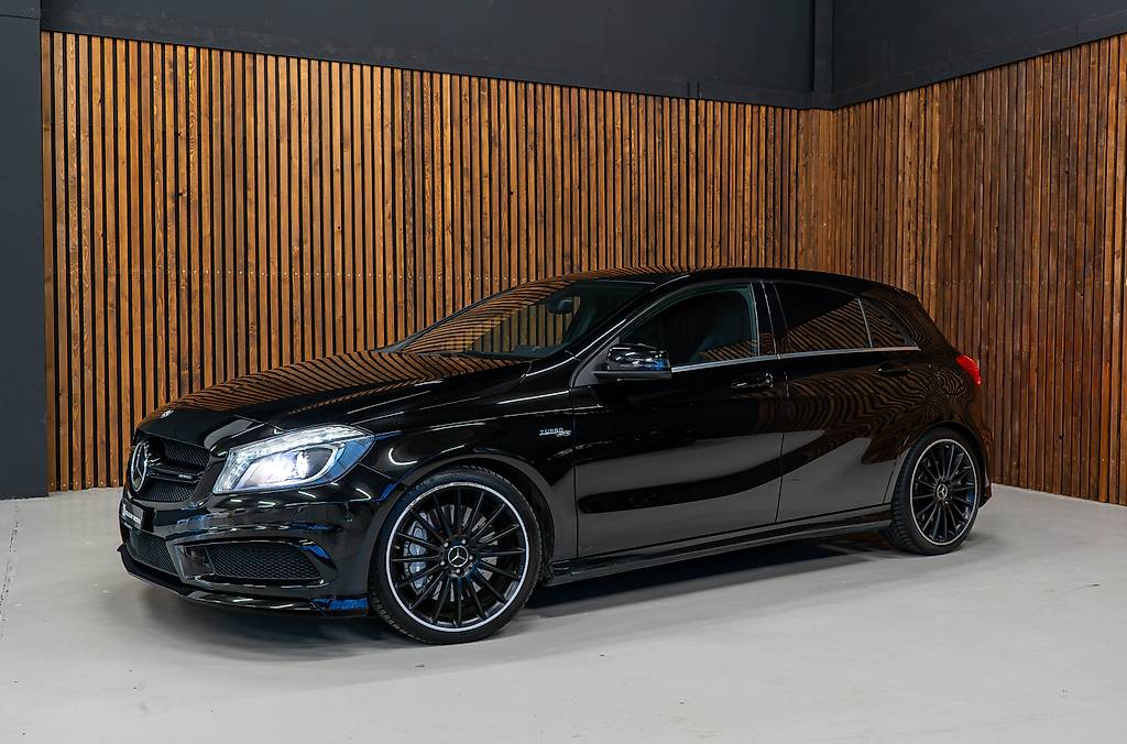 MERCEDES-BENZ A 45 AMG 4Matic Speedshift 7G-DCT — slika 3